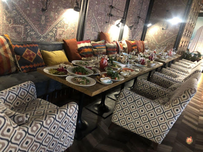 Банкетный зал в «Чайхана Пахвала & Вкусновица» фотография №6