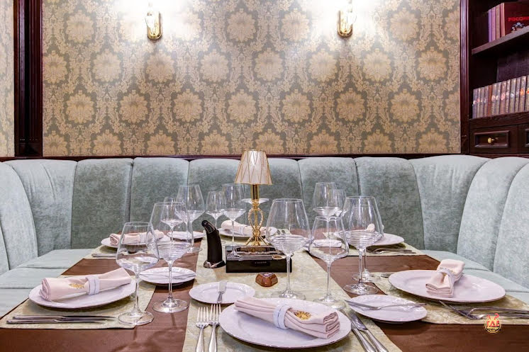 Малая VIP-комната или «Английская библиотека» в «Sabor de la Vida» фотография №3