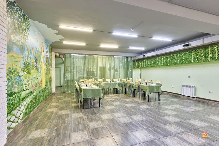 Основной зал в «Шпинат» фотография №4