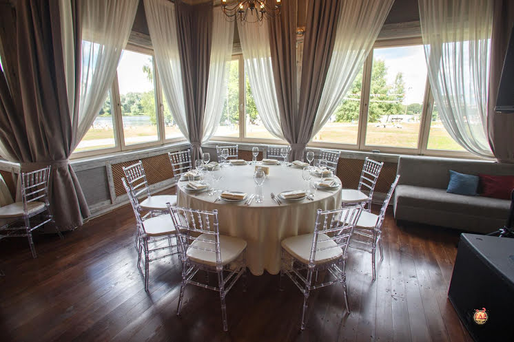 Панорамный зал в «Поместье-Парк» фотография №13