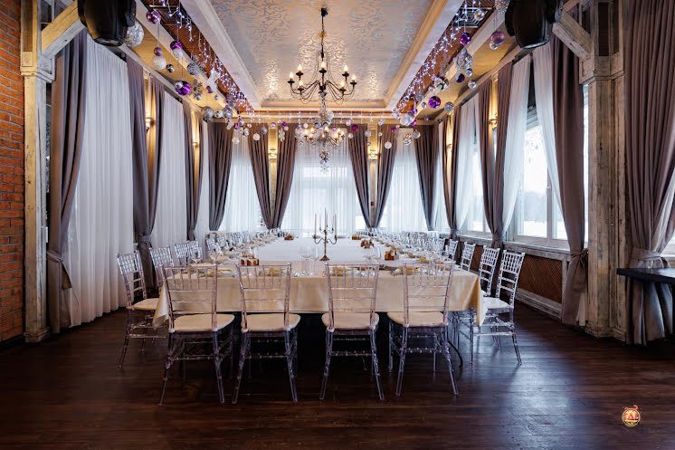 Панорамный зал в «Поместье-Парк» фотография №16