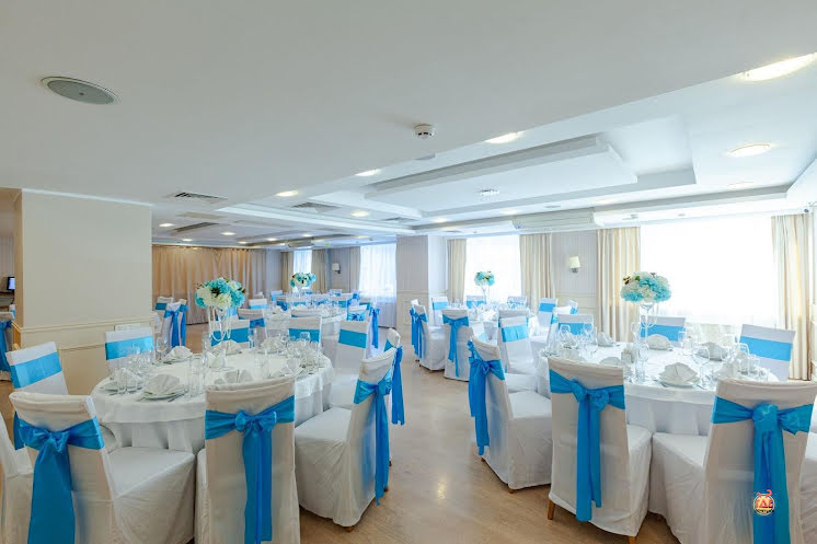 Ресторан  в «Marins Park Hotel Mocква Пражская» фотография №4