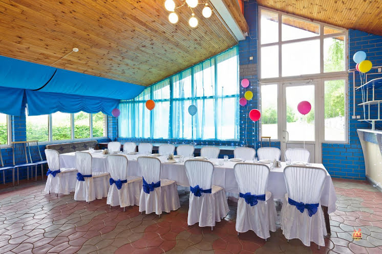 Летнее кафе в «У Озера» фотография №1