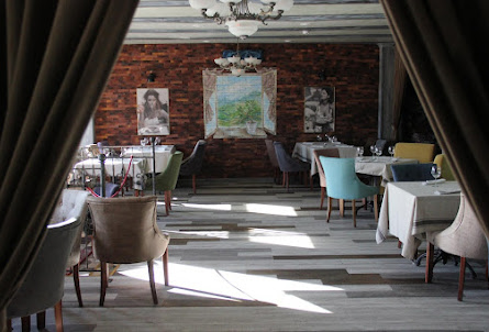 Де Ля Рива в Малый зал