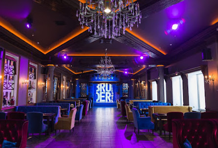 Банкетный зал в Основной зал