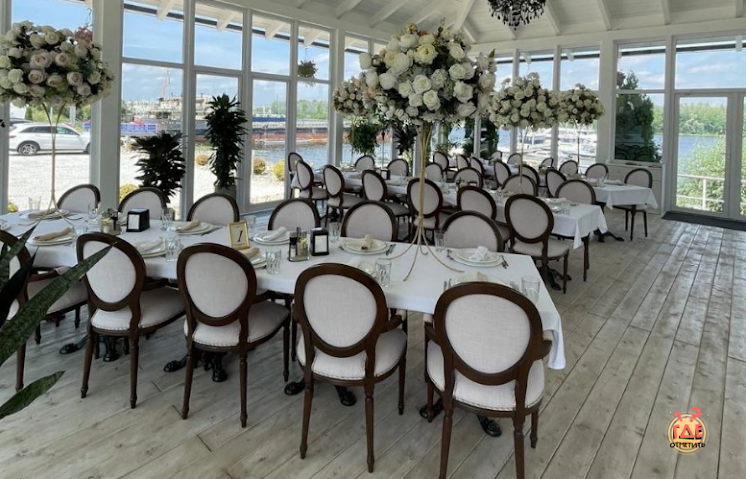 Банкетный зал в «Яхт клуб Ласточка» фотография №4