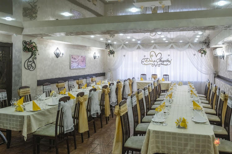 Основной зал в «Таверна «Колесо»» фотография №1