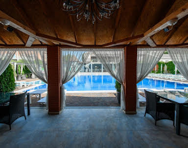  ресторан Шери Холл