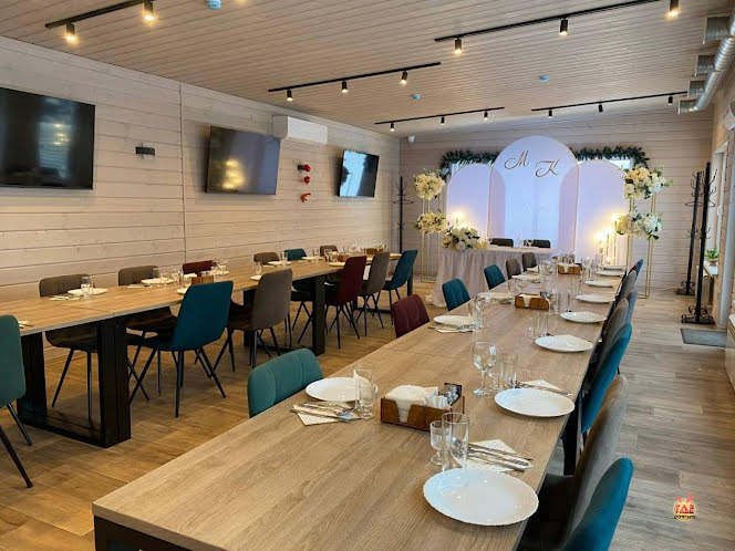 Караоке-зал в «Red House» фотография №11