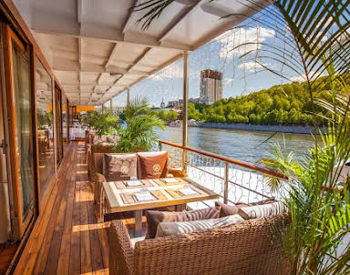  ресторан Yacht Event