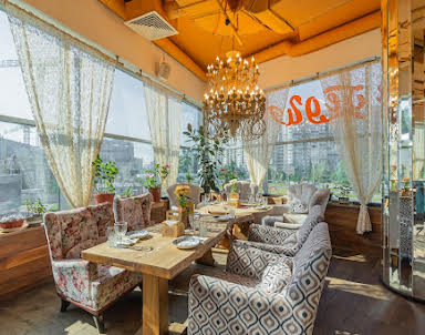  ресторан Гуси-Лебеди