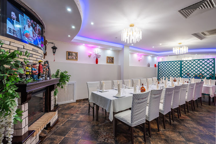 Зал на 2 этаже в «Европа» фотография № 1