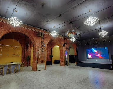  ресторан COM.NATA на Петроградской