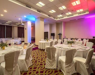  ресторан CORT INN Nizhny Novgorod City Center