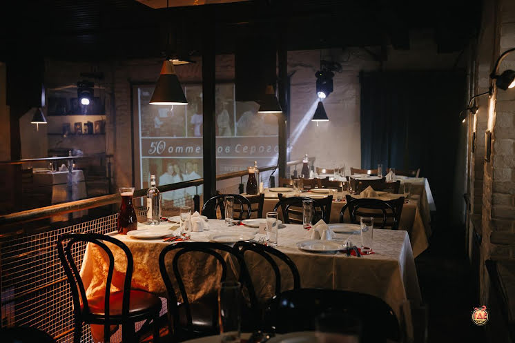 Основной зал в «Высоцкий» фотография №6