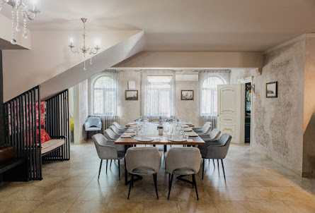 Зал "Василия Епифаныча" в Зал "Колониальный"