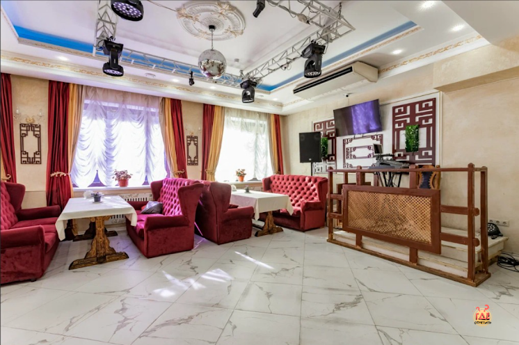 Основной зал в «Измайловский дворик» фотография №9