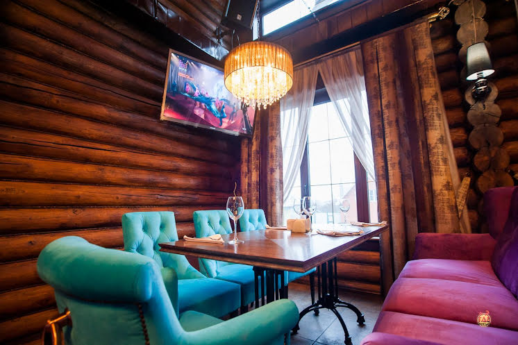 Основной зал в «Forest» фотография №7