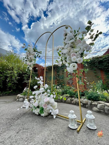 Летний двор в «Замок в долине» фотография №4