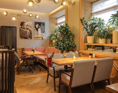  ресторан Beefstroganoff Grill