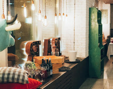  ресторан Burgers and Crabs