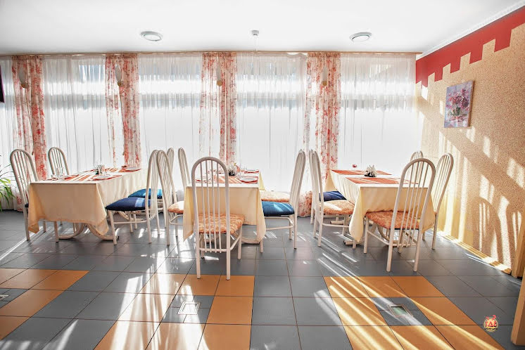 Большой зал в «Ваше благородие» фотография №3