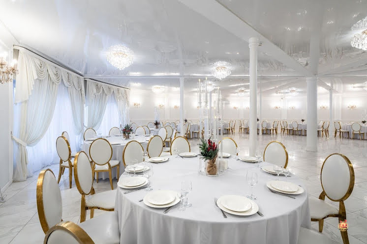 Большой зал в «БониМариЯ» фотография №18