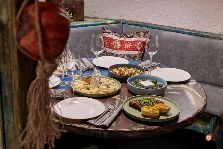 Зал «Балкон» в «Барев» фотография №7