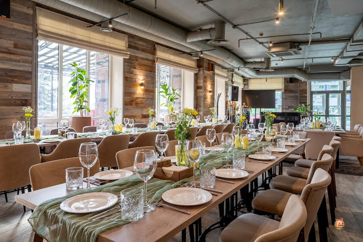 Основной зал  в «Жаровня» фотография №1