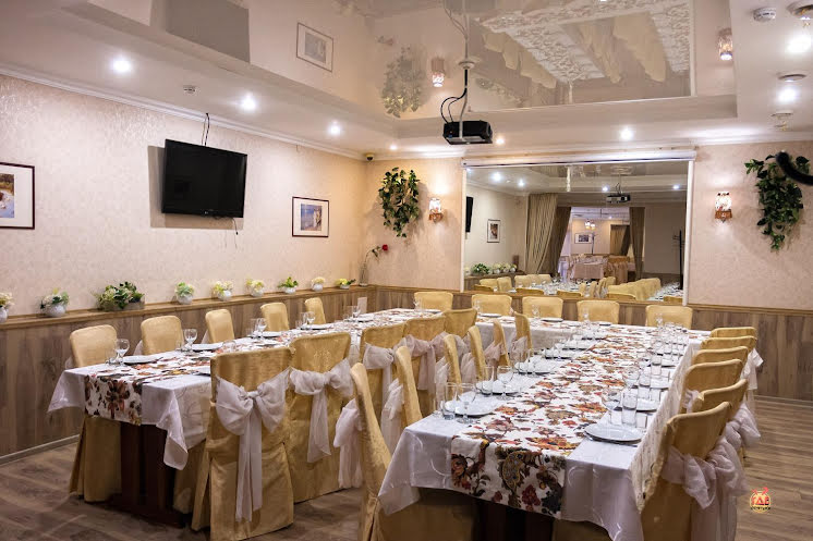 Зал на 25 человек в «Абажур» фотография №7