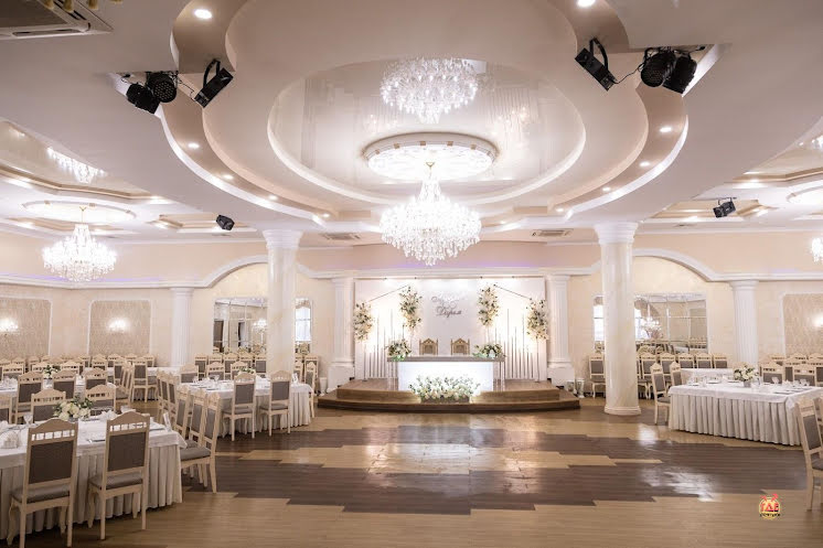 Зал «Зеркальный» в «Лесная сказка» фотография №1