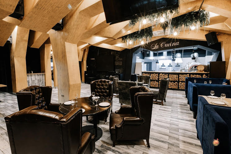 Основной зал  в «Sanremo» фотография №10