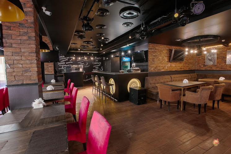 Зал «Грэмми» в «Академия Караоке на Ширямова» фотография №8