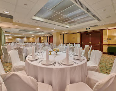  ресторан Азимут Отель Аэростар