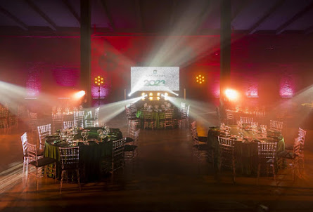 Основной зал  в Основной зал 