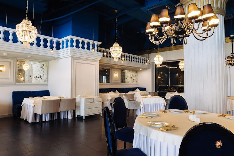 Белый зал в «Ресторанный комплекс Космос» фотография №18