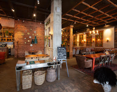  ресторан Хачапури и Вино на Молодёжном