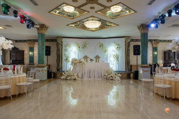 Изумрудный зал  в «Весенний дворец» фотография № 1