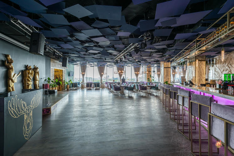 Основной зал в «Сытый лось на Кунцево» фотография №19