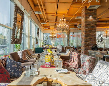  ресторан Гуси-Лебеди