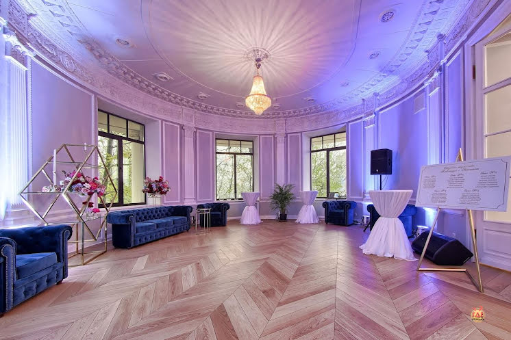 Основной зал  в «Особняк Путилова» фотография №11