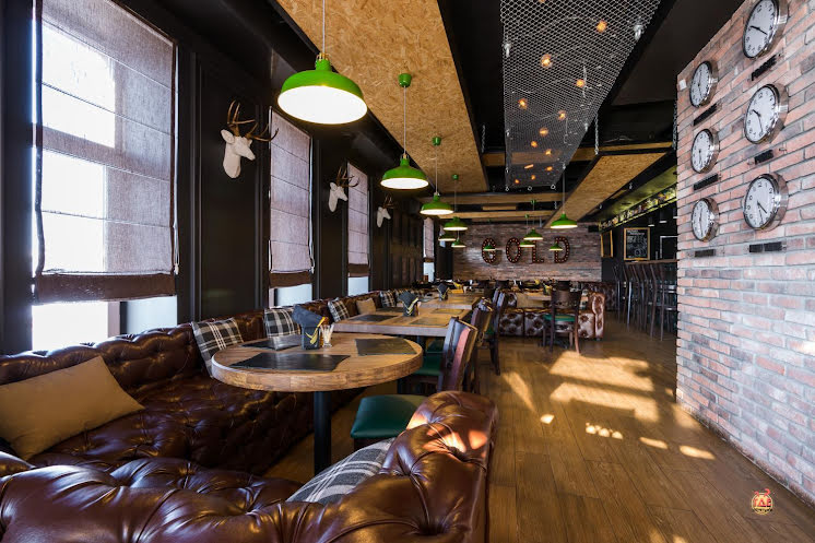 Зал на 2 этаже в «KLONDIKE» фотография №2