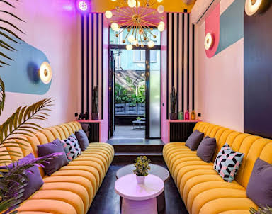  ресторан МАЙ Москва на Бауманской