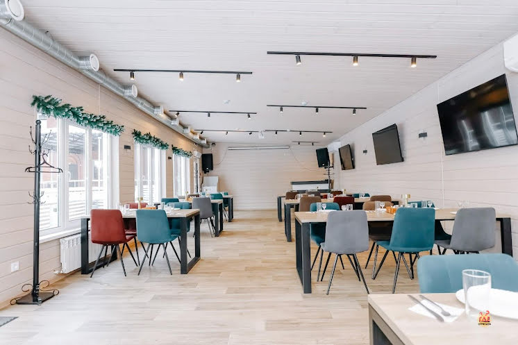 Караоке-зал в «Red House» фотография №4