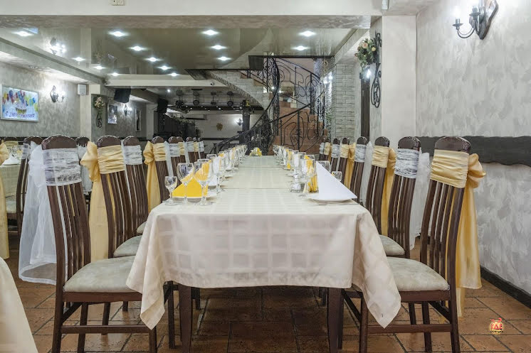 Основной зал в «Таверна «Колесо»» фотография №6