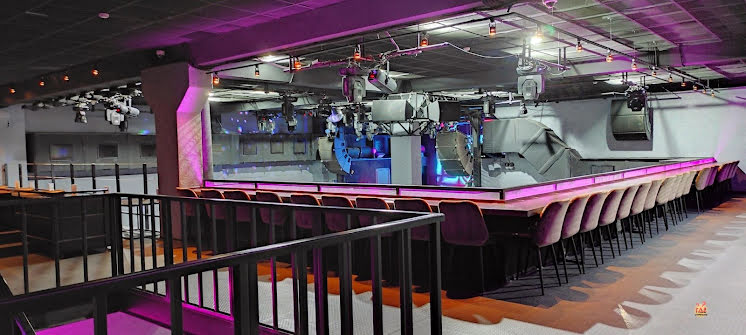 Основной зал  в «PRAVDA» фотография №3