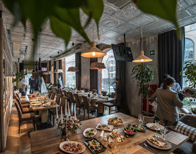  ресторан Bon App Cafe