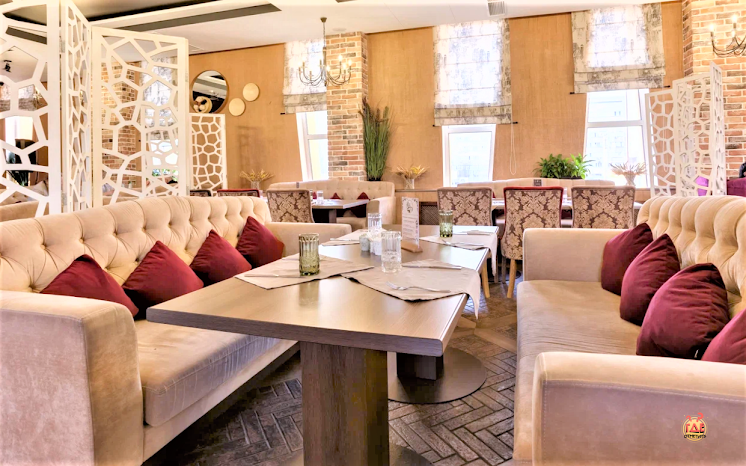 Основной зал в «Вишневый Сад» фотография №13