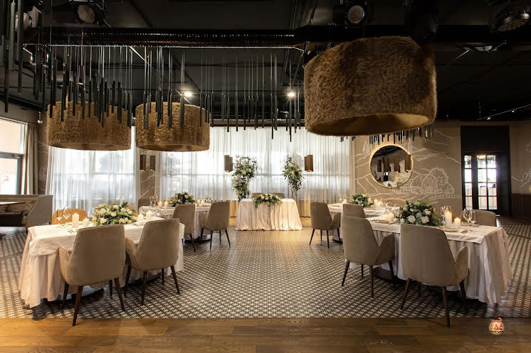 Основной зал в «Мамука» фотография №15