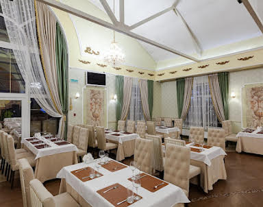  ресторан Венеция на ул. 40 лет Октября